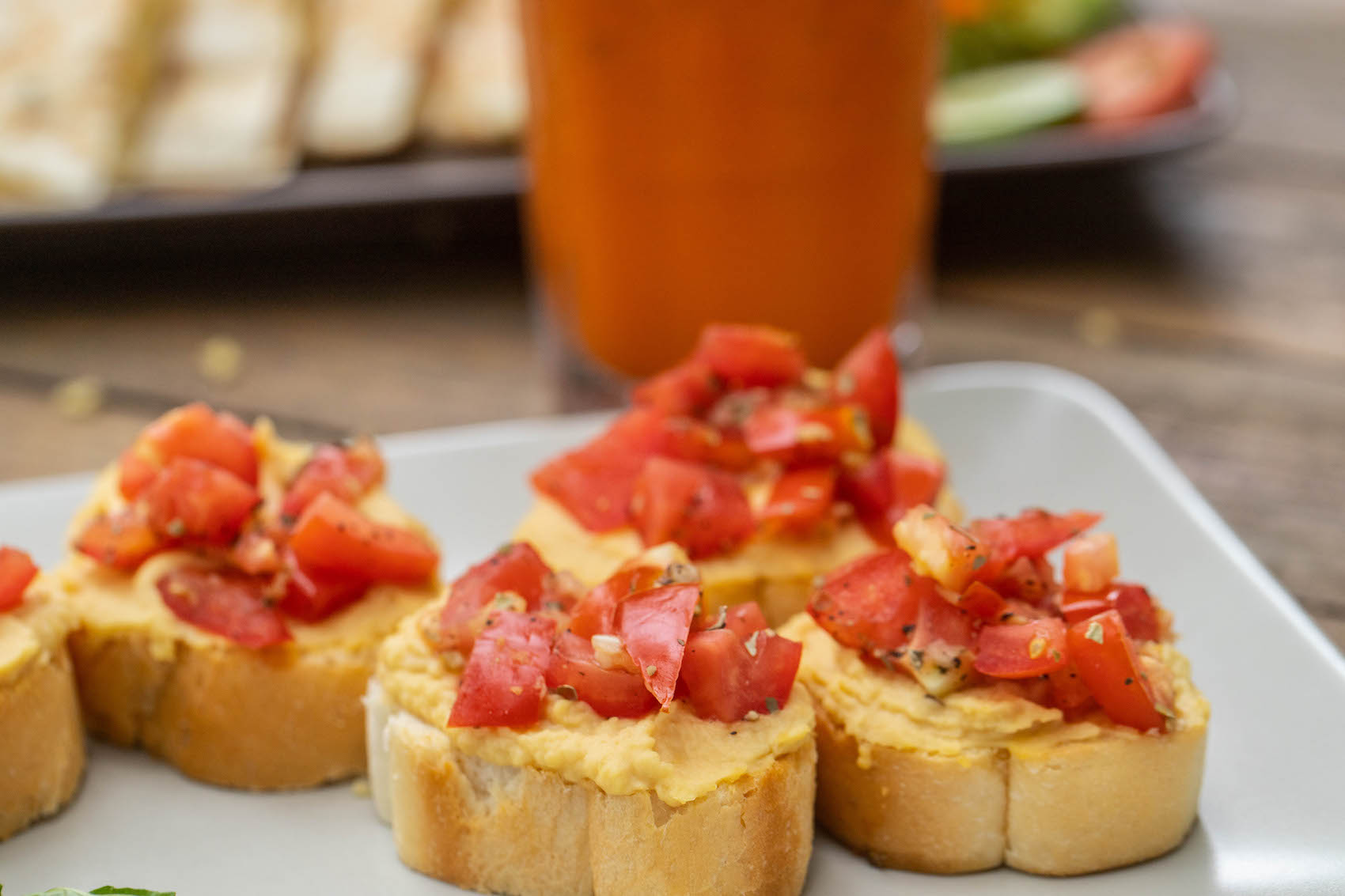 Humus Bruschetta